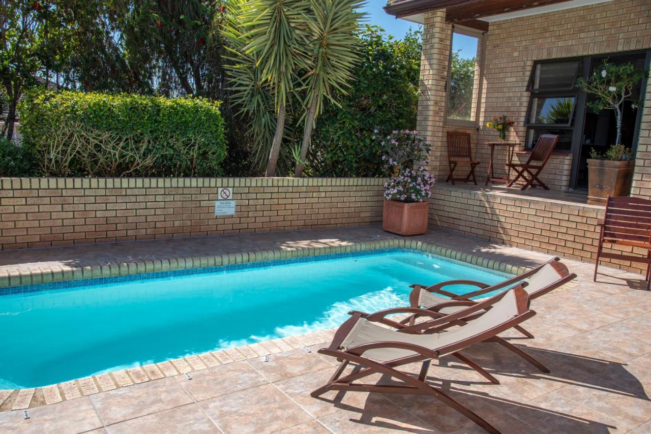 Amber Guest Lodge Knysna Exterior foto